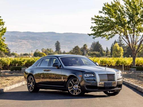 2017 Rolls-Royce Ghost Series II Sedan 4D