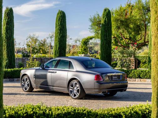 2017 Rolls-Royce Ghost Series II Sedan 4D