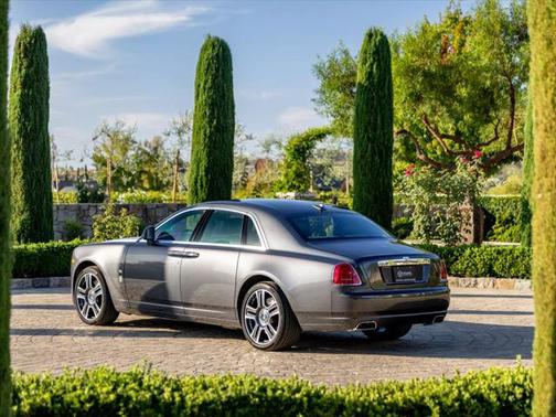 2017 Rolls-Royce Ghost Series II Sedan 4D