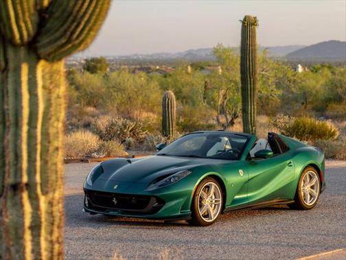 2022 Ferrari 812 GTS Convertible 2D