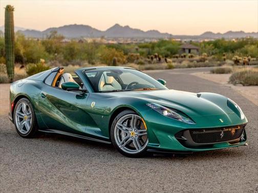 2022 Ferrari 812 GTS Convertible 2D