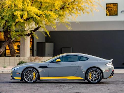 2017 Aston Martin V12 Vantage S Base