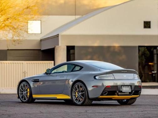 2017 Aston Martin V12 Vantage S Base