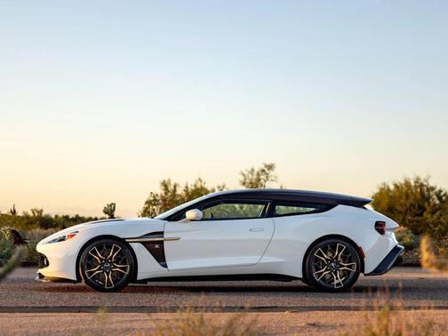 2019 Aston Martin Vanquish Coupe 2D S 6.0L V12