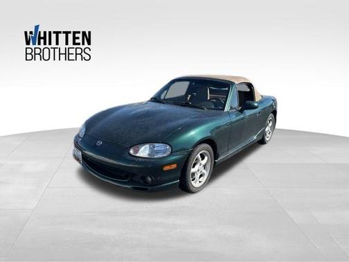 2000 Mazda MX-5 Miata 