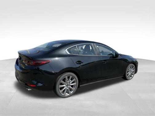 2025 Mazda Mazda3 FWD w/Preferred Package