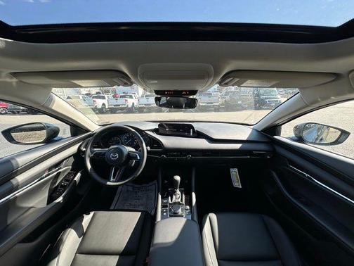 2025 Mazda Mazda3 FWD w/Preferred Package