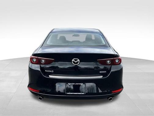 2025 Mazda Mazda3 FWD w/Preferred Package