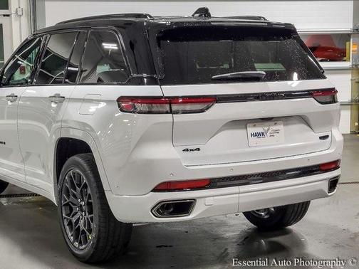 2025 Jeep Grand Cherokee Summit