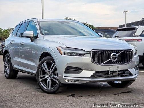 2021 Volvo XC60 T5 Momentum