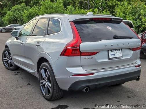 2021 Volvo XC60 T5 Momentum