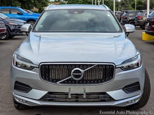 2021 Volvo XC60 T5 Momentum