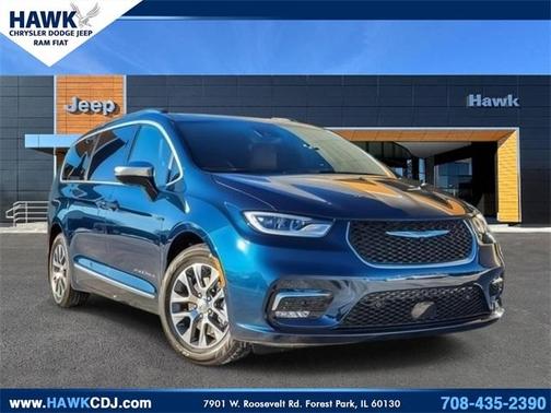 2025 Chrysler Pacifica Hybrid Pinnacle