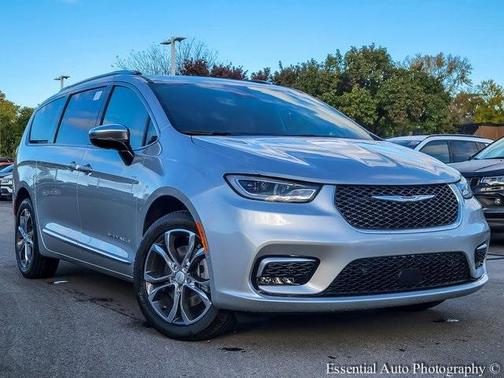 2026 Chrysler Pacifica Pinnacle