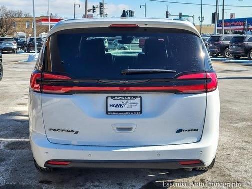 2024 Chrysler Pacifica Hybrid Select