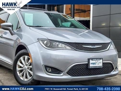 2018 Chrysler Pacifica Touring-L