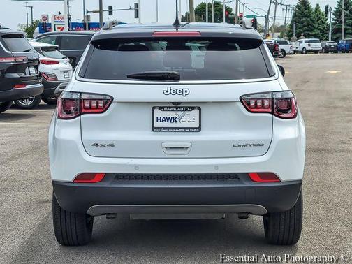 Bright White Clearcoat 2024 Jeep Compass Limited