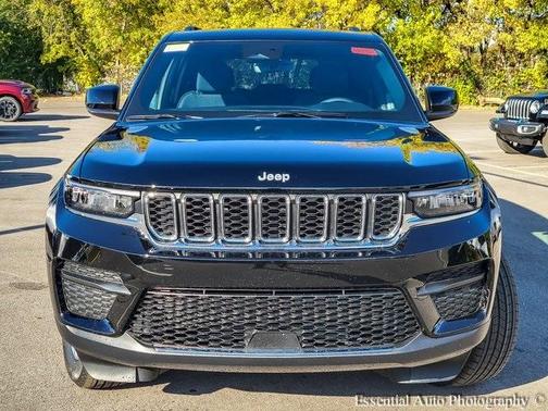 2025 Jeep Grand Cherokee Laredo X