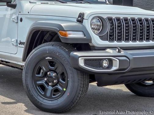 2025 Jeep Gladiator Sport