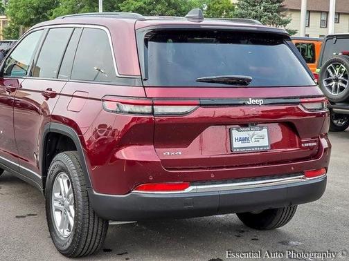 2025 Jeep Grand Cherokee Laredo