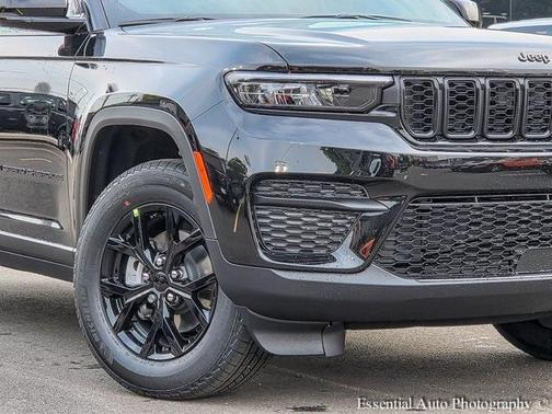 2025 Jeep Grand Cherokee Laredo X