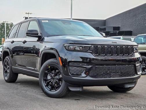 2025 Jeep Grand Cherokee Laredo X