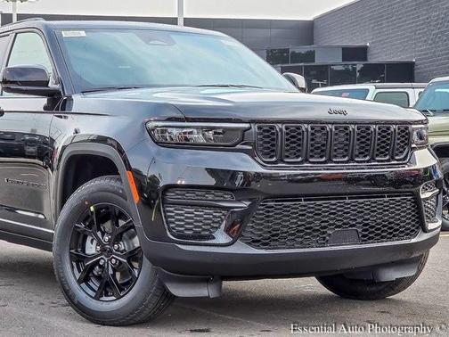 2025 Jeep Grand Cherokee Laredo X