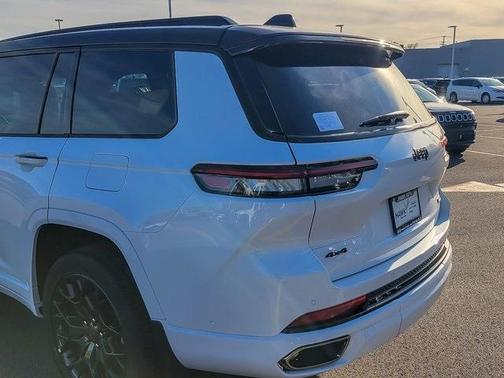 2025 Jeep Grand Cherokee L Summit