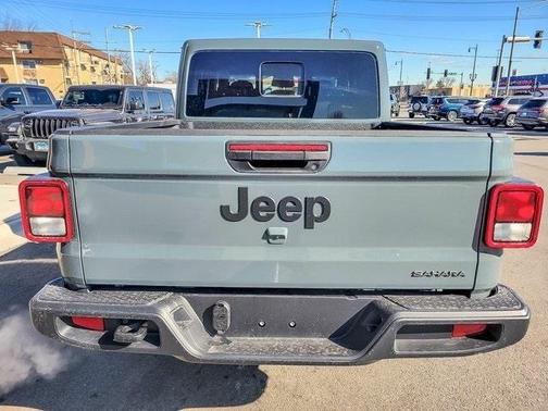 2026 Jeep Gladiator Sport