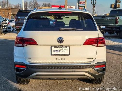 2024 Volkswagen Taos 1.5T SE
