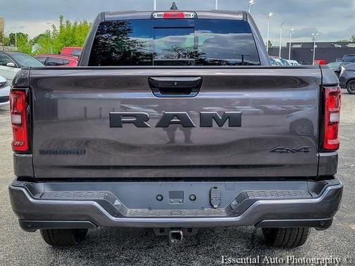 Granite Crystal Clearcoat Metallic 2026 RAM 1500 Big Horn/Lone Star