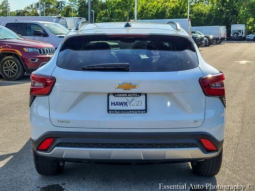 Summit White 2025 Chevrolet Trax LT