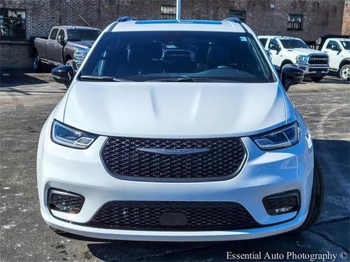 2024 Chrysler Pacifica Limited