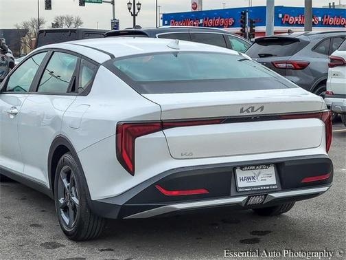 2025 Kia K4 LXS