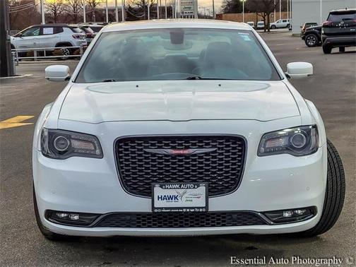 2023 Chrysler 300 S