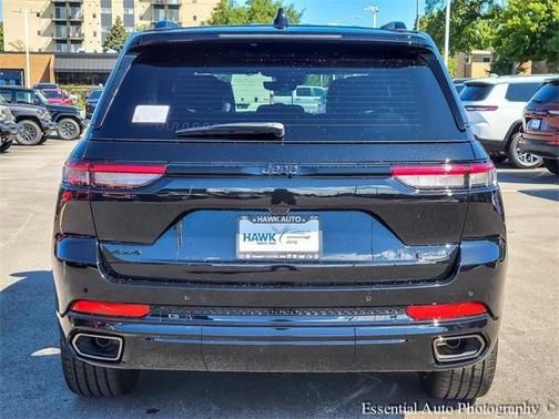 2025 Jeep Grand Cherokee Summit