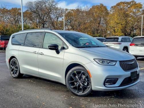 2026 Chrysler Pacifica Limited