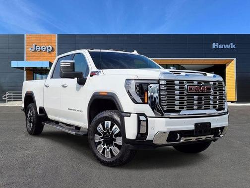 Summit White 2025 GMC Sierra 2500 Denali