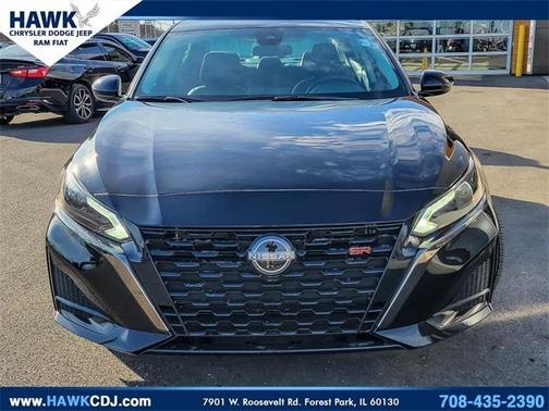 2025 Nissan Altima SR