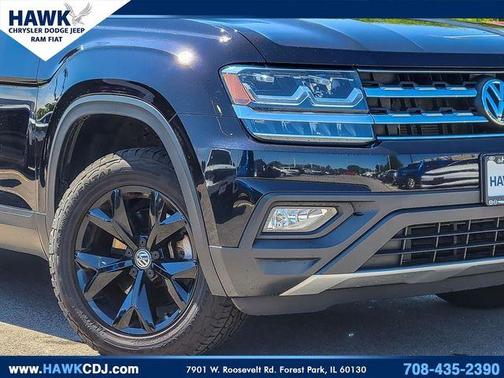 Deep Black Pearl Effect 2018 Volkswagen Atlas 3.6L SE