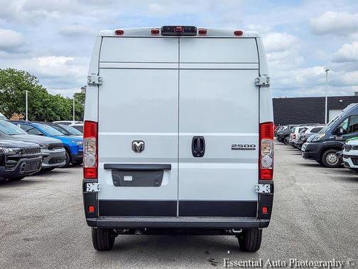Bright White Clearcoat 2026 RAM ProMaster 2500 High Roof