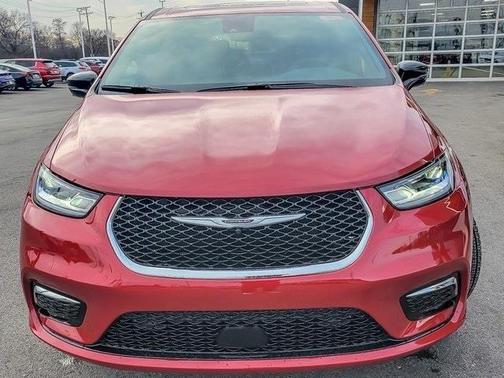 2026 Chrysler Pacifica Limited