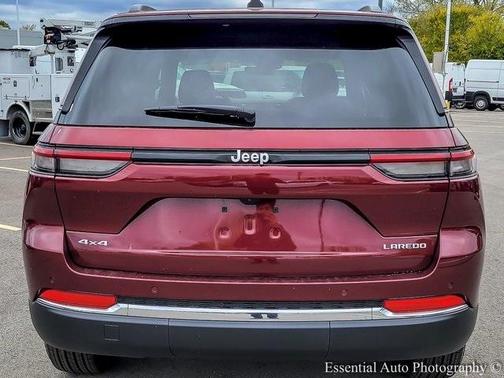 2025 Jeep Grand Cherokee Laredo X