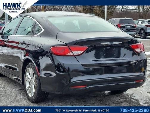 2017 Chrysler 200 LX