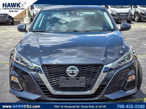 2022 Nissan Altima 2.5 SV