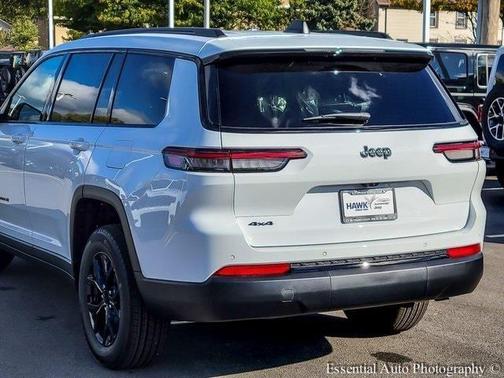 2025 Jeep Grand Cherokee L Laredo