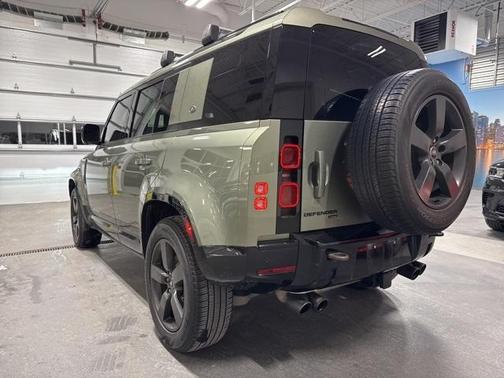 2022 Land Rover Defender 110 X-Dynamic HSE