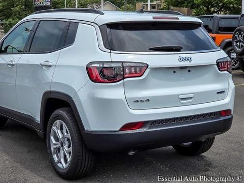 2025 Jeep Compass Latitude