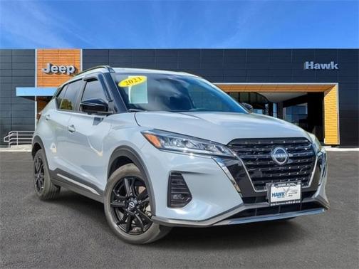 2023 Nissan Kicks SR