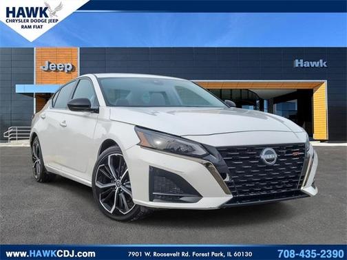 2024 Nissan Altima 2.5 SR